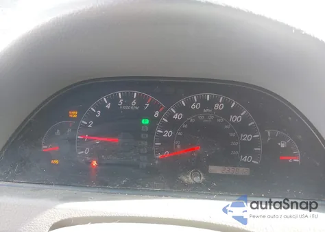 2005 Toyota Camry Le from USA, damaged, VIN 4T1BE32K15U512095